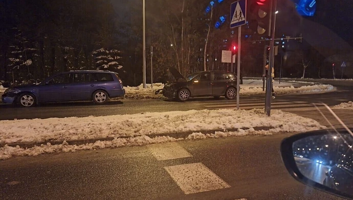 Kolizja na skrzyżowaniu Al. Concordii i Słowackiego