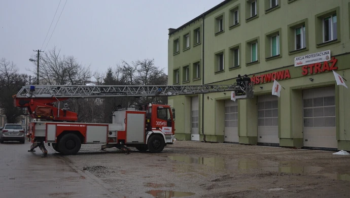 Piotrkowscy strażacy chcą podwyżek