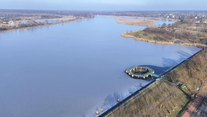 Zmiany nad Jeziorem Bugaj coraz bliżej
