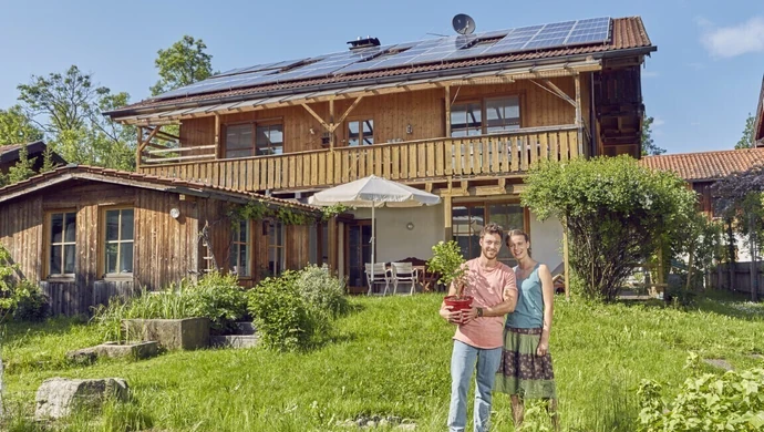 Prosto z natury: OZE - moda, konieczność czy najlepszy wybór na przyszłość?