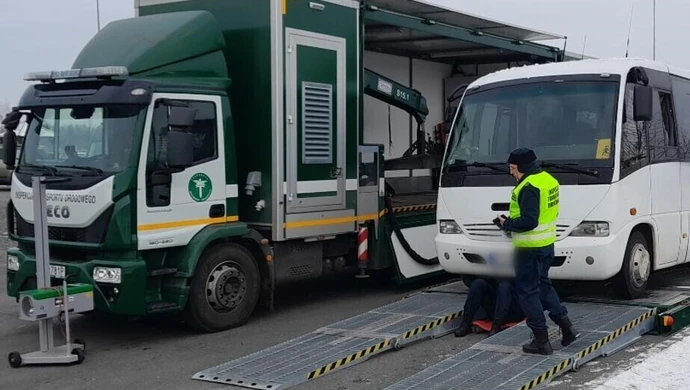 Kontrole autobusów w województwie łódzkim
