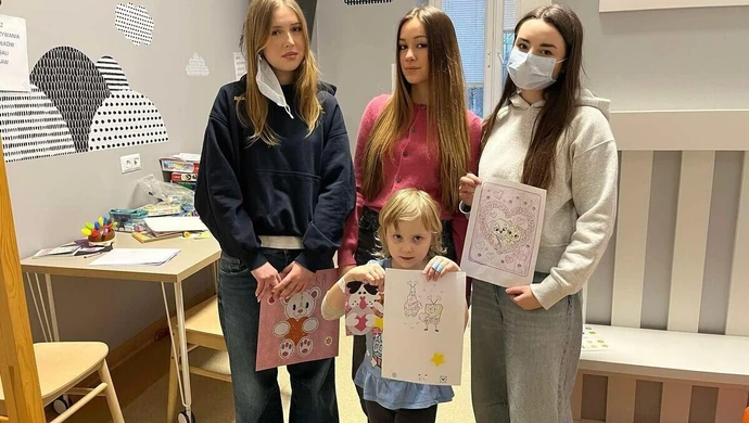 Trzy uczennice - wielkie serca. Projekt "Mali Wojownicy"