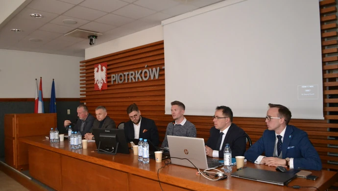 Konsultacje na temat  funkcjonowania komunikacji miejskiej w Piotrkowie 