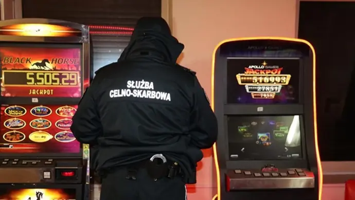 Łódzka KAS zlikwidowała 5 nielegalnych lokali gier hazardowych w regionie 