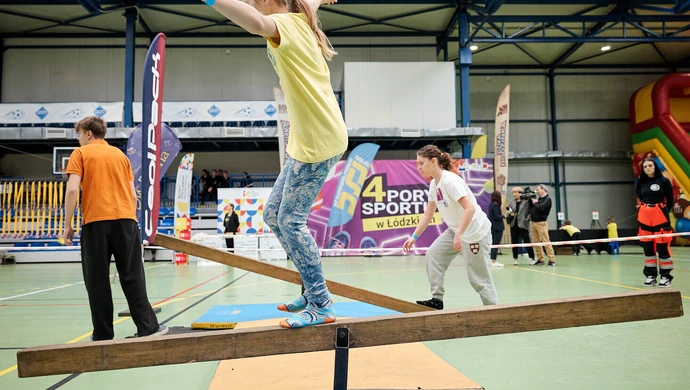 Nowoczesne pociągi i pociąg do aktywności