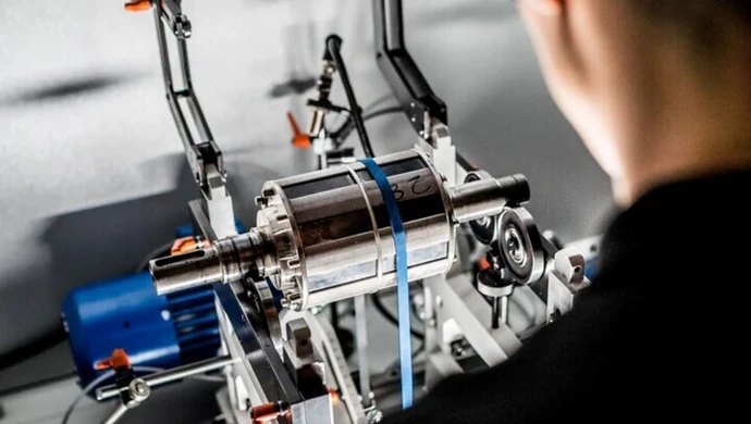 Znaczenie szybkiego serwisu w utrzymaniu ruchu – jak unikać kosztownych przestojów​