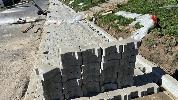 Remont chodnika na ulicy Górnej w Piotrkowie