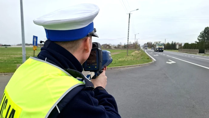 Policyjna akcja prędkość -  149 przekroczeń dozwolonej prędkości, zatrzymano 5 dowodów rejestracyjnych