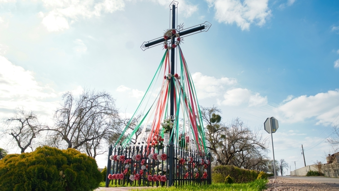 Krzyże i kapliczki przydrożne. Świadectwo wiary, historii i tradycji Polski