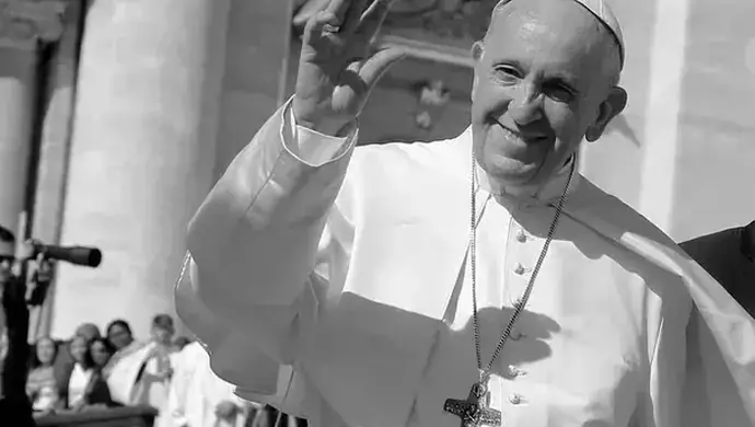 Mieszkańcy regionu żegnają zmarłego papieża Franciszka