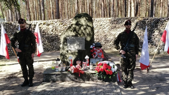 Czy wiemy gdzie został pochowany Hubal? Uroczystości upamiętniające 85. rocznicę jego śmierci