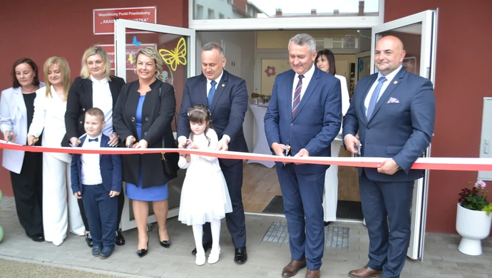 Uroczyste otwarcie " Akademii maluszka " w Brzozie 