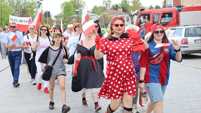 Piknik charytatywny "Serce PRL-u" w Sulejowie