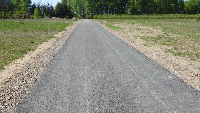 Modernizacja dróg w gminie Aleksandrów nabiera tempa