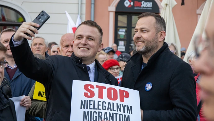 Marsz przeciw imigracji w Piotrkowie ZDJĘCIA