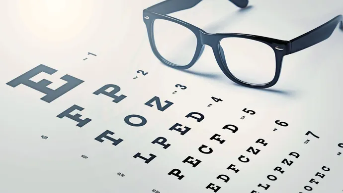 Jak widzi astygmatyk i dlaczego obraz bywa zniekształcony?