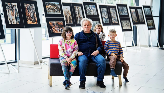 Józef Jakubczyk – artysta z Piotrkowa, mistrz gobelinów i fotografii