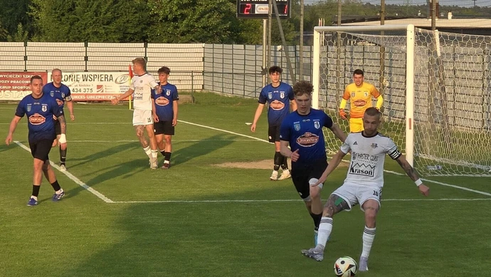 Pięć bramek, cztery rzuty karne, czerwona kartka, mnóstwo żółtych