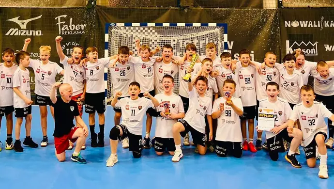 Piotrkowianin pokonał drużynę z Kielc! Na razie w roczniku 2014