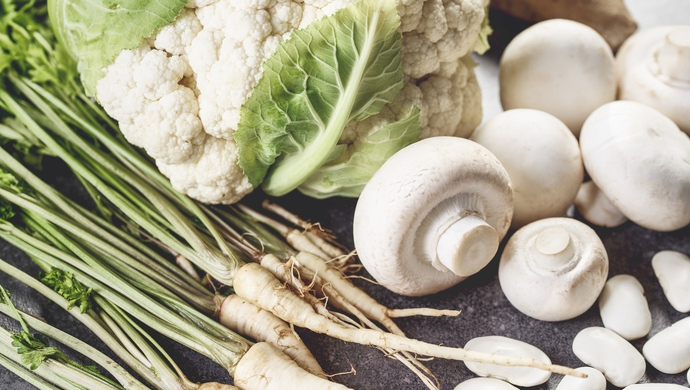 Białe warzywa w kuchni – odkryj zapomniane smaki