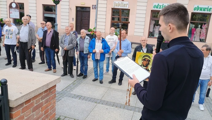 Piotrkowski Męski Różaniec w pierwszą sobotę czerwca 