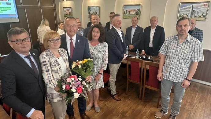 Burmistrz Wolborza z absolutorium za 2024 rok – jednogłośne poparcie Rady Miejskiej