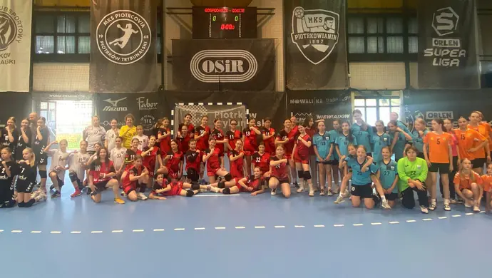 Piotrkowianin Cup. Drugie i czwarte miejsce dziewcząt z Piotrkowa