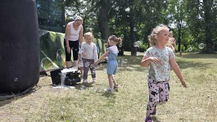 Festiwal Baniek i Bitwa Kolorów w Piotrkowie. Atrakcje dla młodszych i starszych