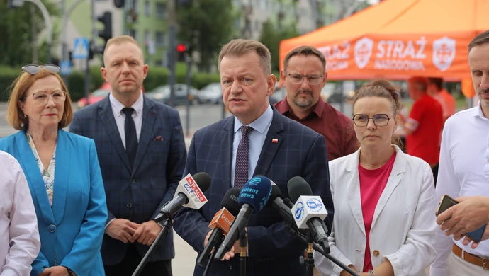 Dróżdż: Mamy wszystkie podpisy. Konferencja Mariusza Błaszczaka w Piotrkowie ws. referendum