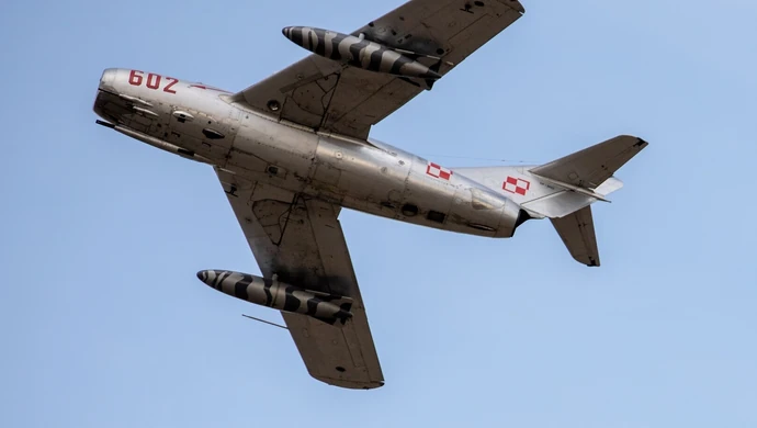 Niedziela z lotnictwem! Drugi dzień Fly Fest 2025 ZDJĘCIA