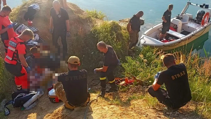 Tragedia na Wapiennikach. 24-latek skoczył do wody i uderzył w skały