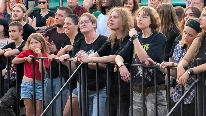  Farben Lehre rozgrzał piotrkowską publiczność