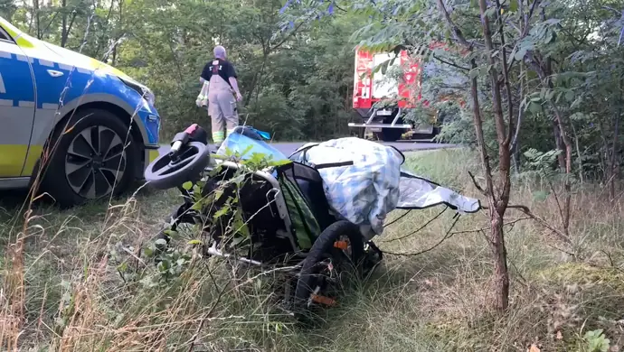 Pijany wjechał w pielgrzymów w Grobli. Dziesięć osób w szpitalu ZDJĘCIA
