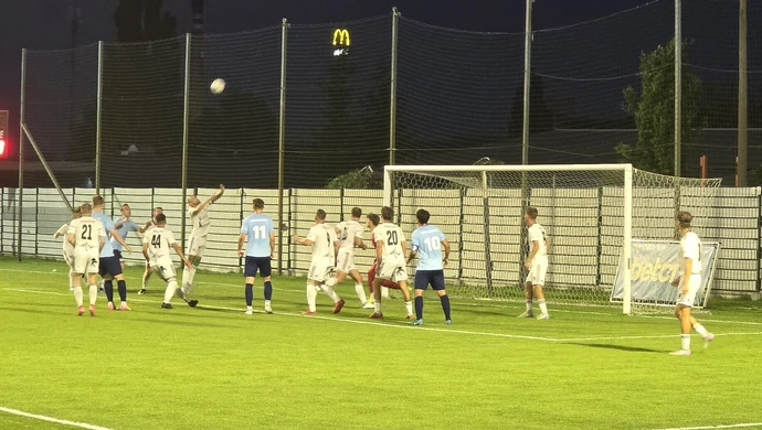 Niespodziewana porażka Polonii z beniaminkiem