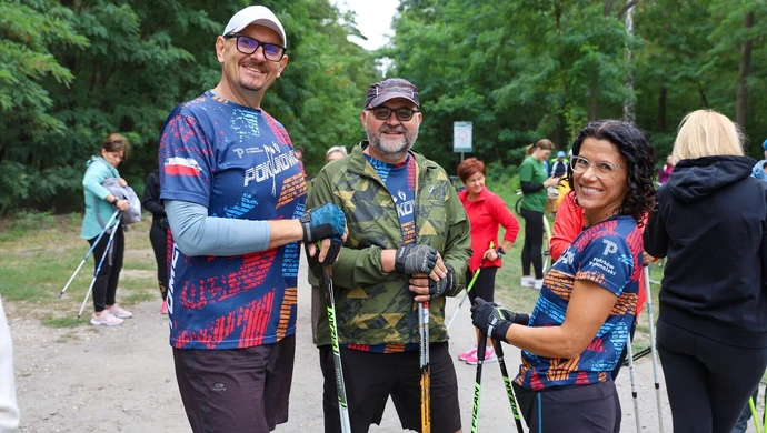 Świetna inicjatywa rad osiedli w Piotrkowie. Wspólny rajd do Barkowic ZDJĘCIA