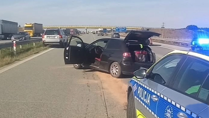 Wypadek na A1. Kierująca uderzyła w bariery