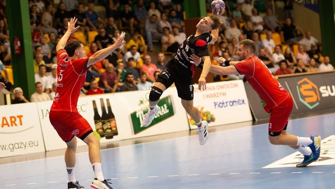 Pierwsze koty za płoty Piotrkowianina. Remis, a potem porażka w rzutach karnych z MMTS