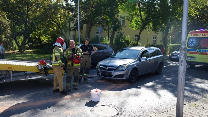 Wypadek z udziałem lawety w Piotrkowie. Jedna osoba trafiła do szpitala