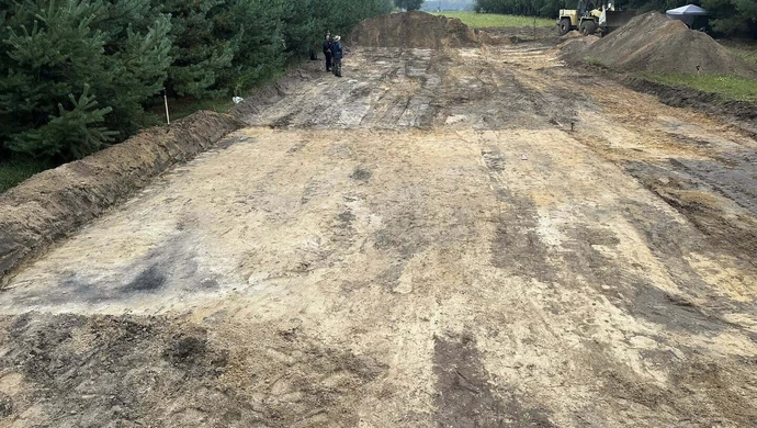 W powiecie bełchatowskim odnaleziono kolejne fragmenty bombowca PZL-37 „Łoś"