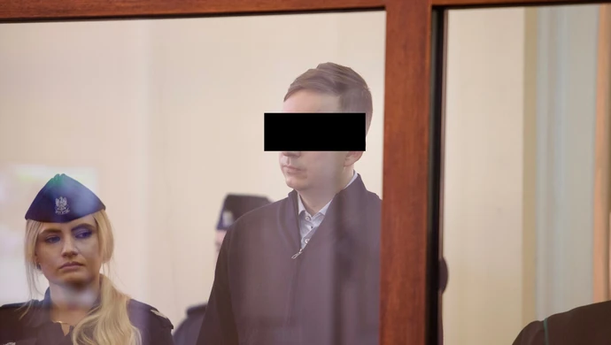 Sprawa tragedii na A1 na wokandzie. Sebastian M. sądzony w Piotrkowie ZDJĘCIA