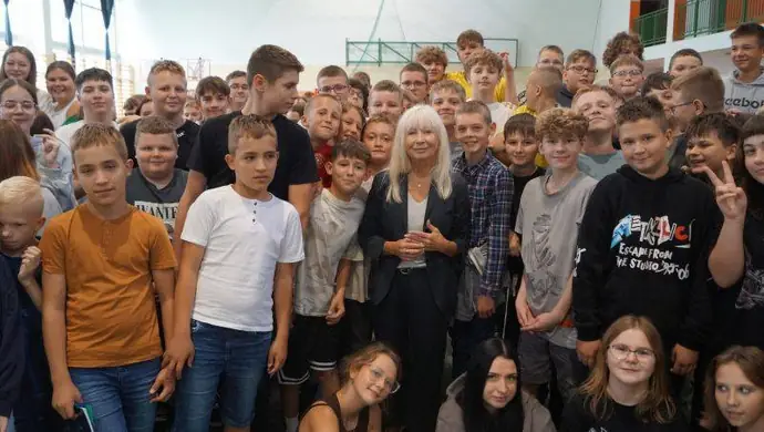 Uczniowie SP w Gorzkowicach spotkali się z  sędzią Anną Marią Wesołowską 