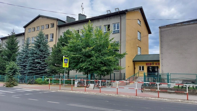 Gmina Gorzkowice otrzymała ponad 8,7 mln zł na termomodernizację szkoły podstawowej