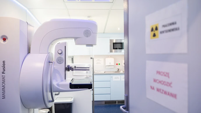 Różowy październik. Zbadaj piersi! Bezpłatna mammografia w twoim regionie