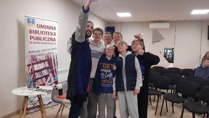 Spotkanie autorskie z Kamilem Sobikiem w Gminnej Bibliotece Publicznej