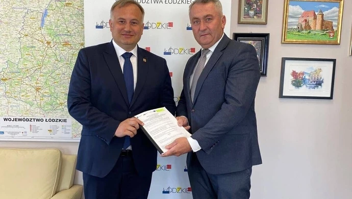 Nowe wozy strażackie i wsparcie dla rolnictwa – Gmina Grabica z ważnym dofinansowaniem