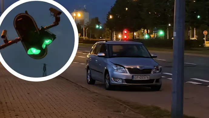 Skoda uderzyła w słup. Uszkodzony Red Light