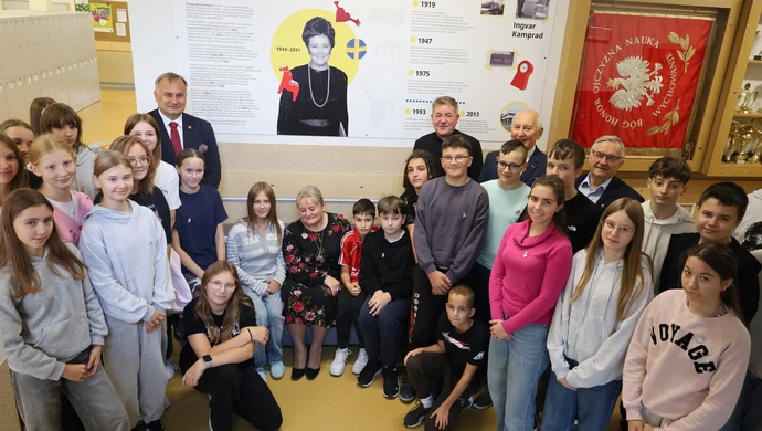 Szwedzki klimat w Jarostach! Uczniowie Szkoły Podstawowej świętowali dzień patronki Margarethy Kamprad