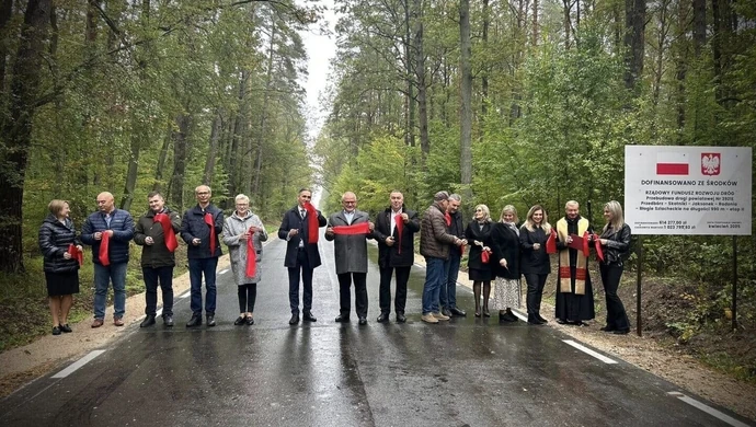 Kolejne inwestycje drogowe w powiecie piotrkowskim. Kto zyskał?