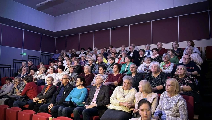 VI Forum Seniorów Powiatu Piotrkowskiego w Grabicy