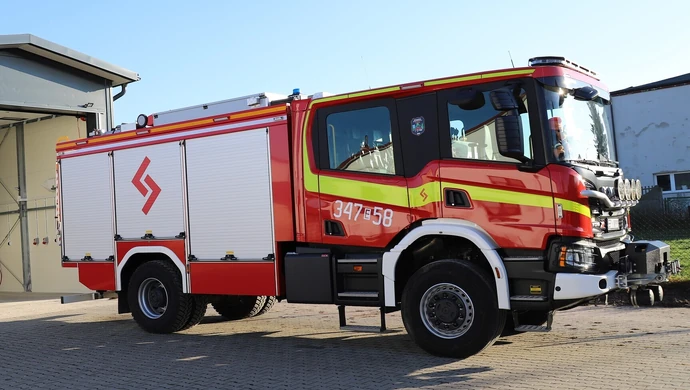 Nowy wóz dla OSP Gomulin z unijnym dofinansowaniem